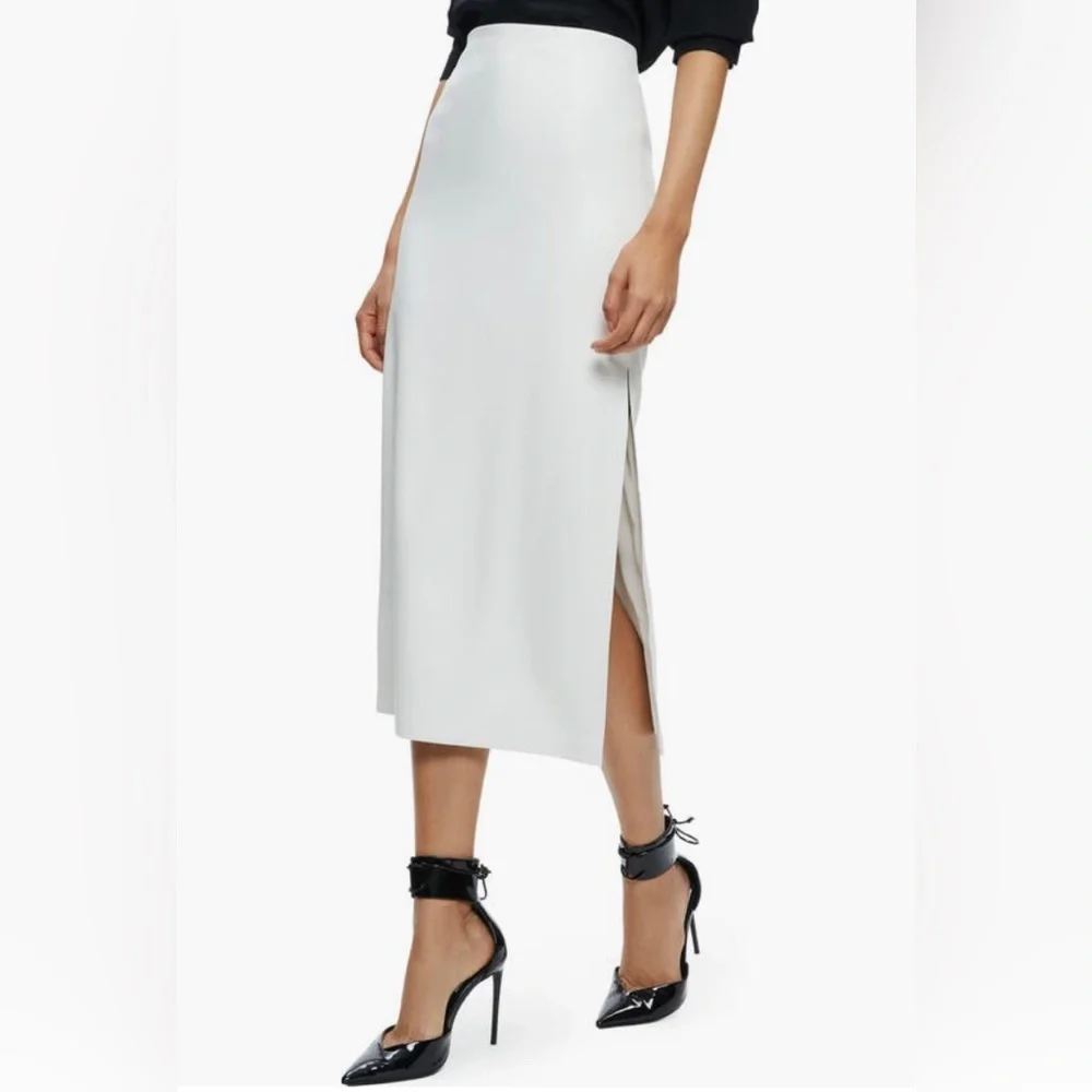 NWT $295 Alice + Olivia Maeve Back Slit Faux Leather Midi Skirt in Off White!